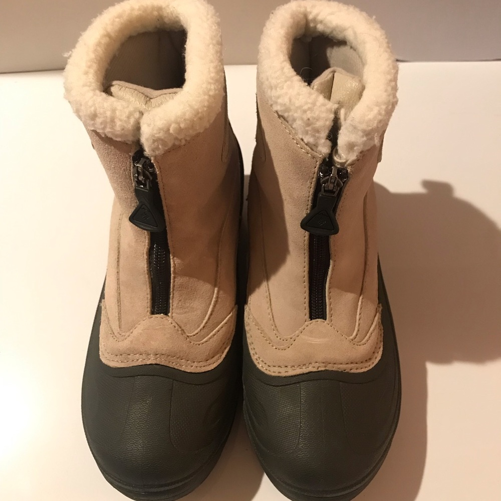 COLUMBIA winter boots